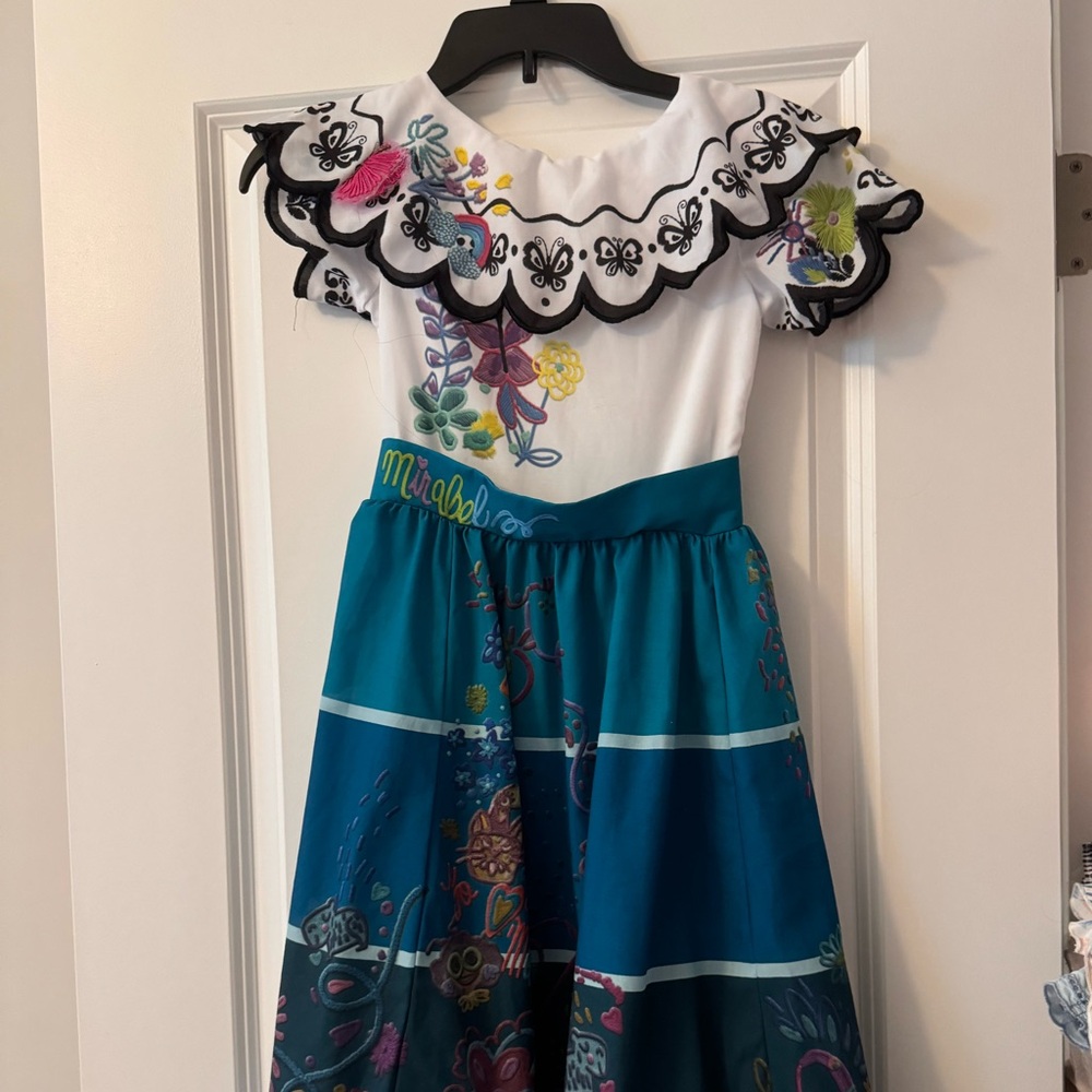 Mirabel Costume Disney Size 5/6